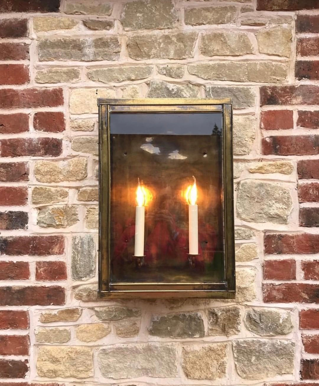 Oxbridge Wall Lantern