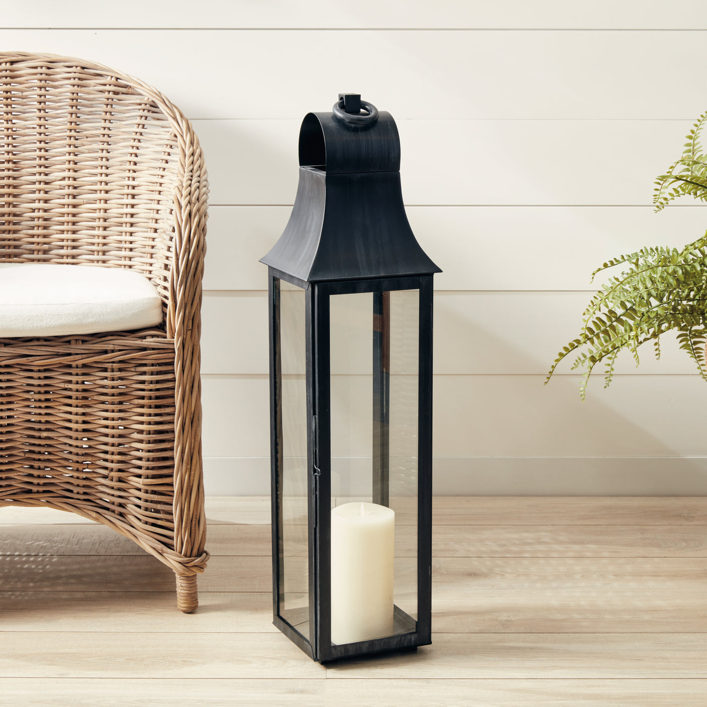 Geneva Outdoor Lantern