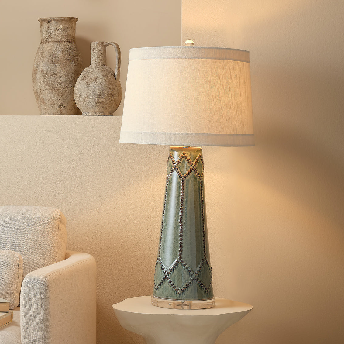 Hobnail Table Lamp