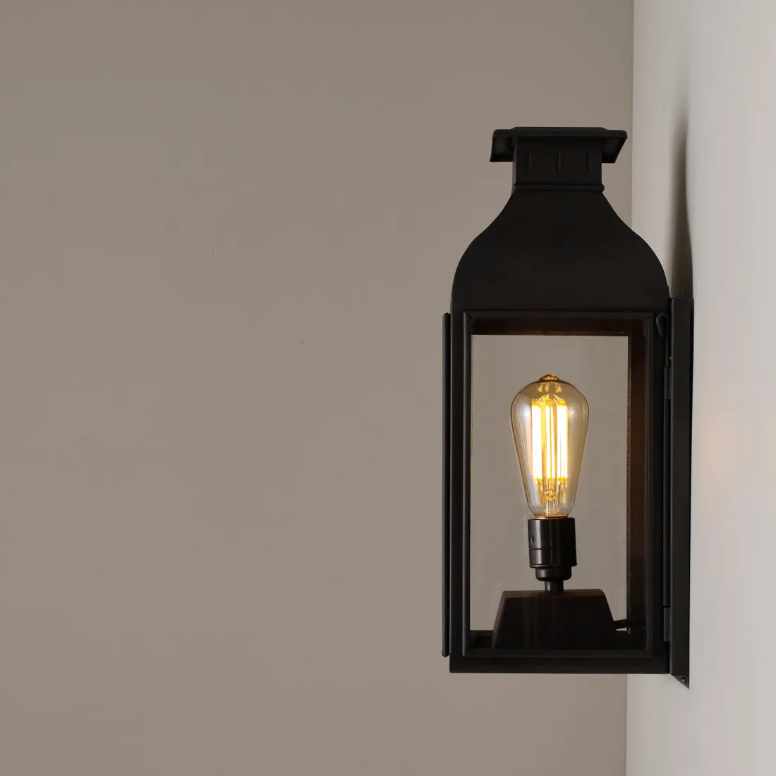 Wall Lantern