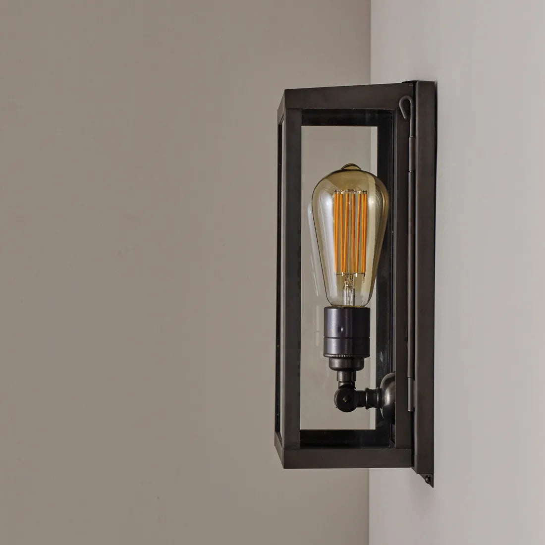 Box Wall Light (Internally Glazed)