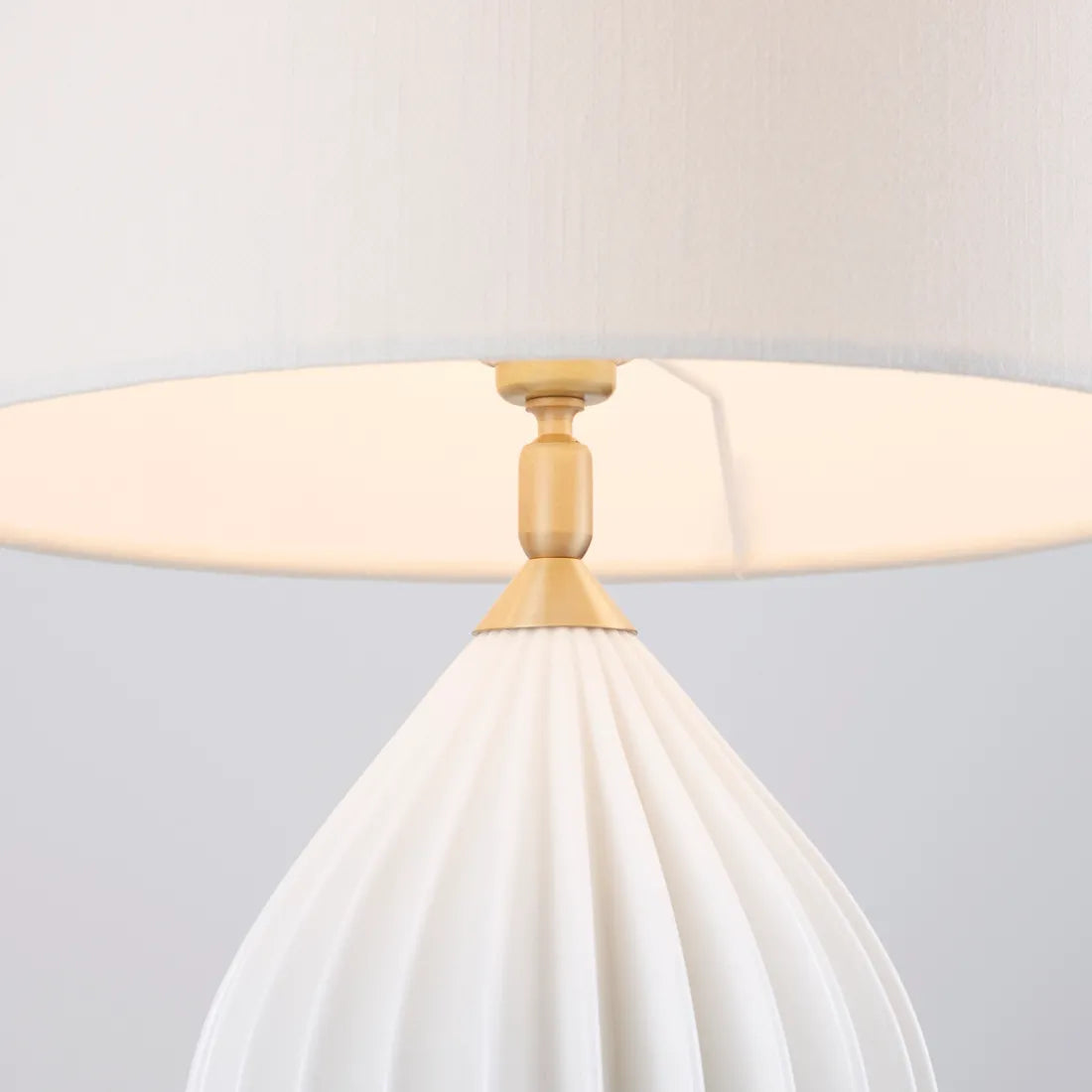 Fin King Table Light