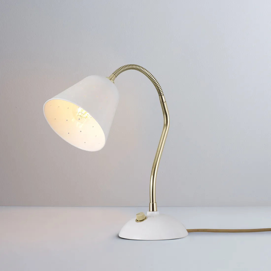 Alma Table Lamp