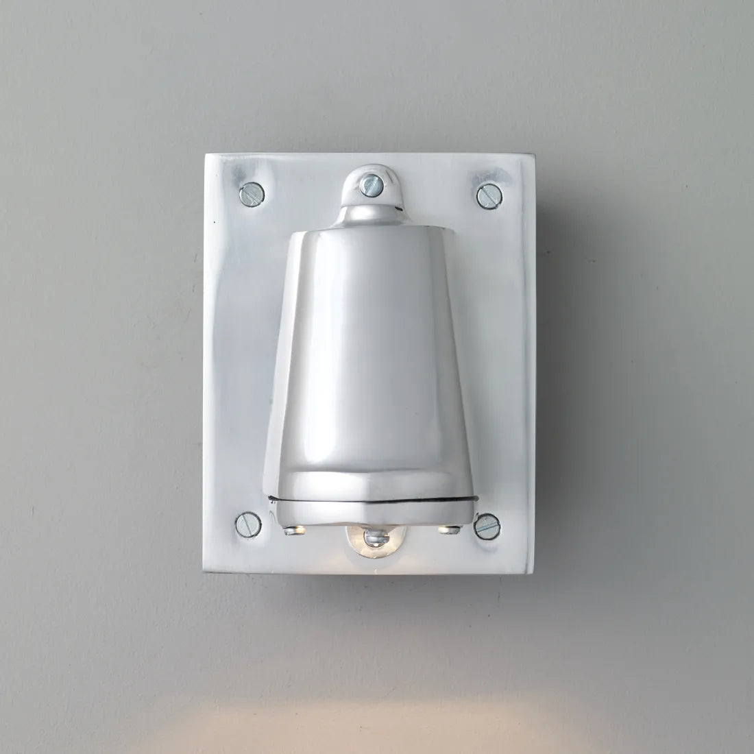 Mast Wall Light - Outdoor